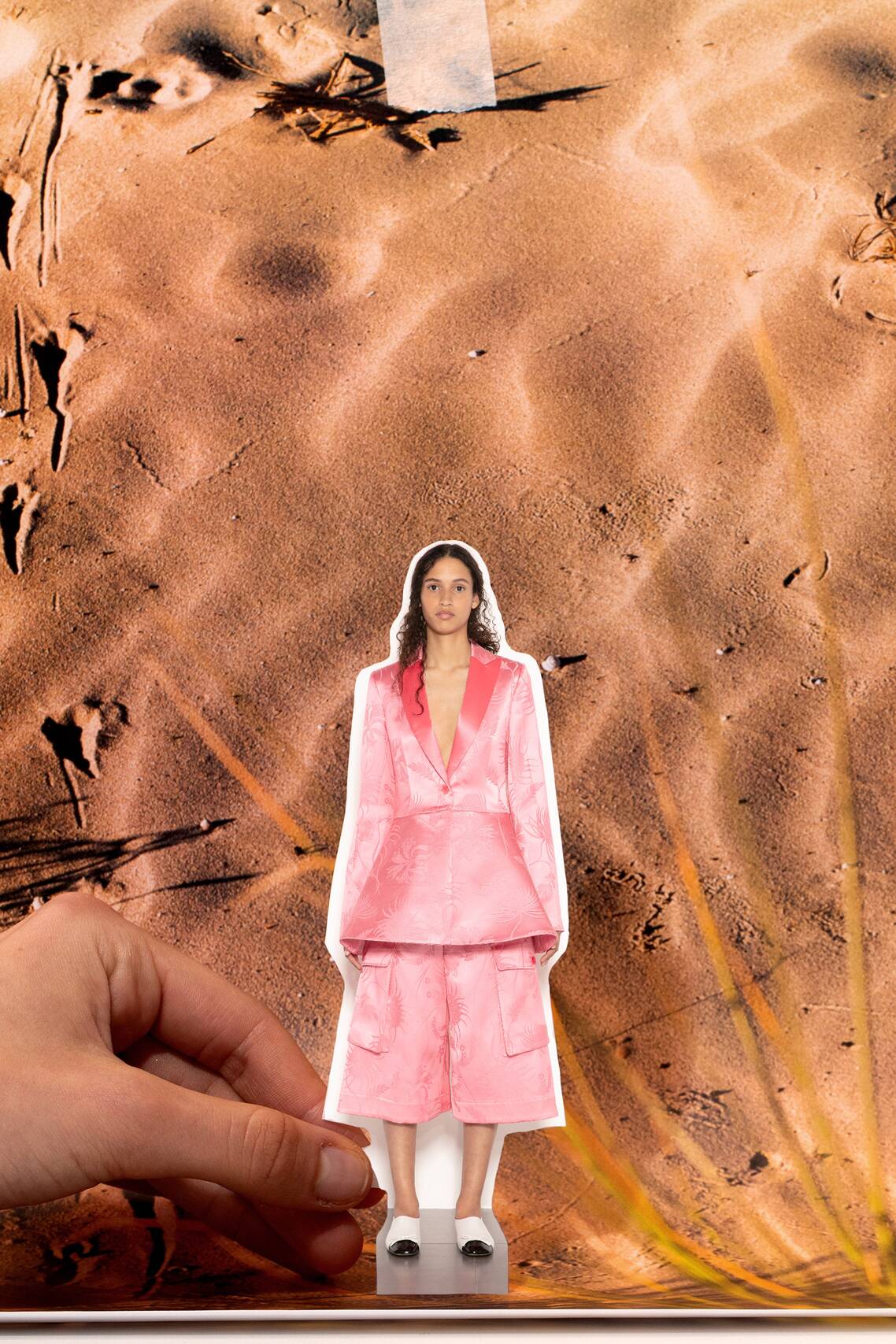 #новости | Бохо-шик и «кукольные» жакеты: бренд JW Anderson представил новую коллекцию 39 #новости | Бохо-шик и «кукольные» жакеты: бренд JW Anderson представил новую коллекцию