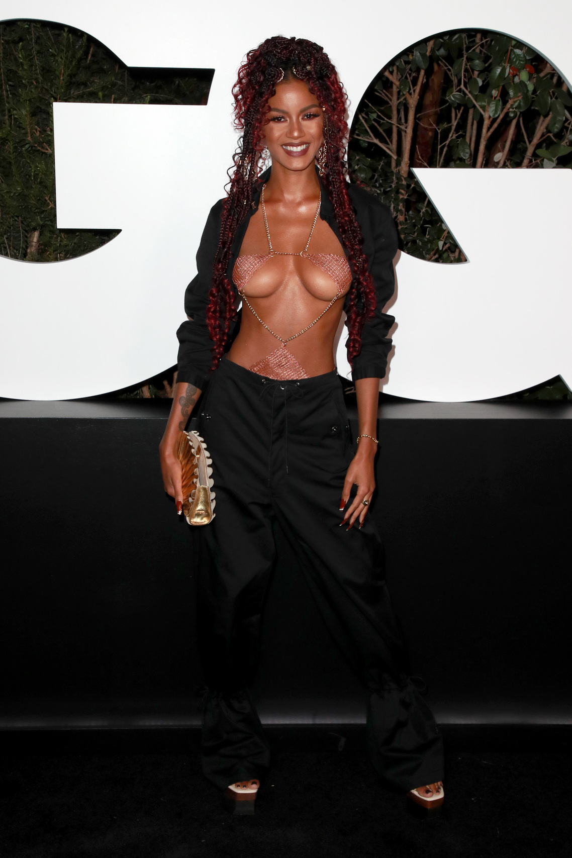 #новости | Вечеринка GQ в Голливуде: Lil Nas X в стразах, Тейлор Хилл в мини, Николас Кейдж с молодой женой 10 #новости | Вечеринка GQ в Голливуде: Lil Nas X в стразах, Тейлор Хилл в мини, Николас Кейдж с молодой женой
