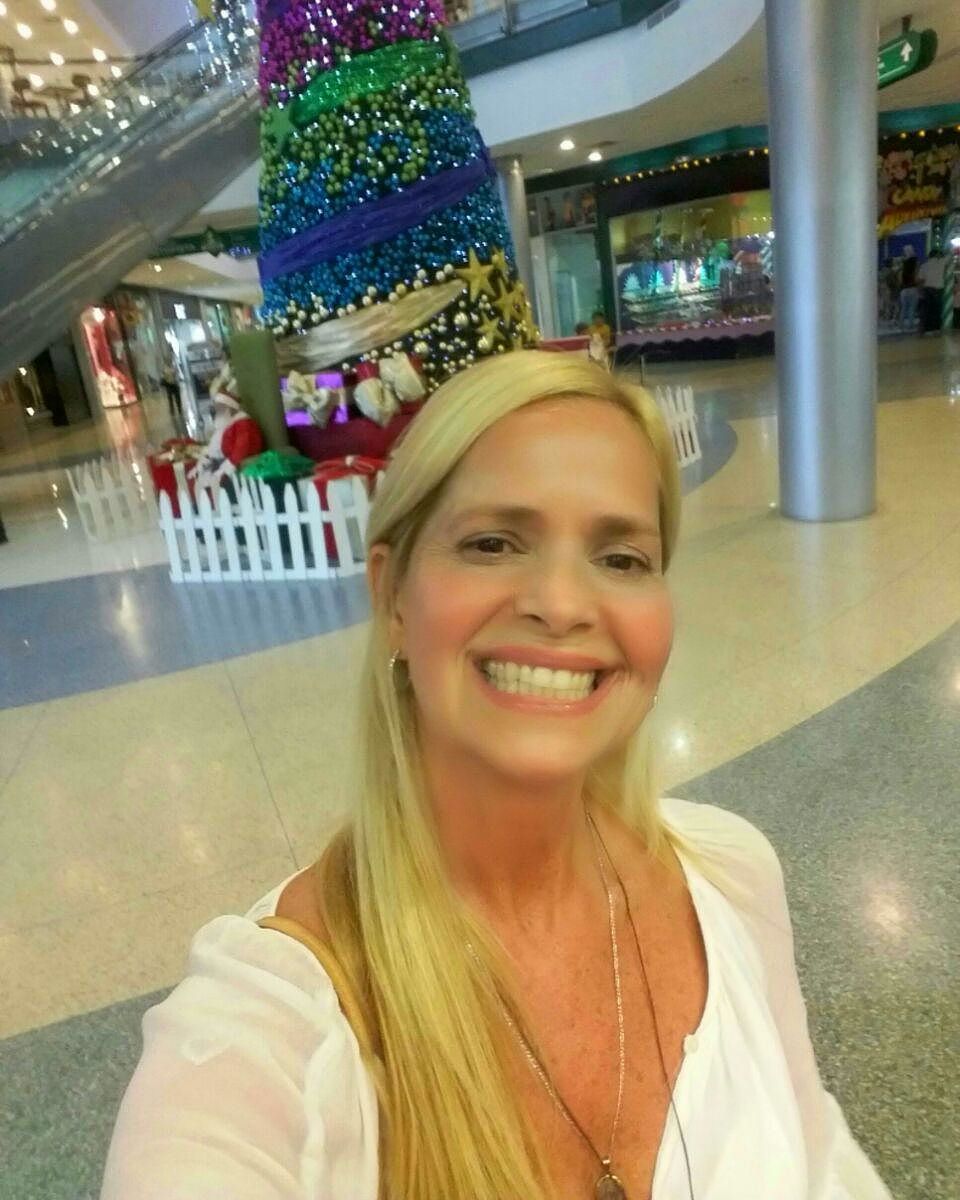 Foto actual de grecia colmenares