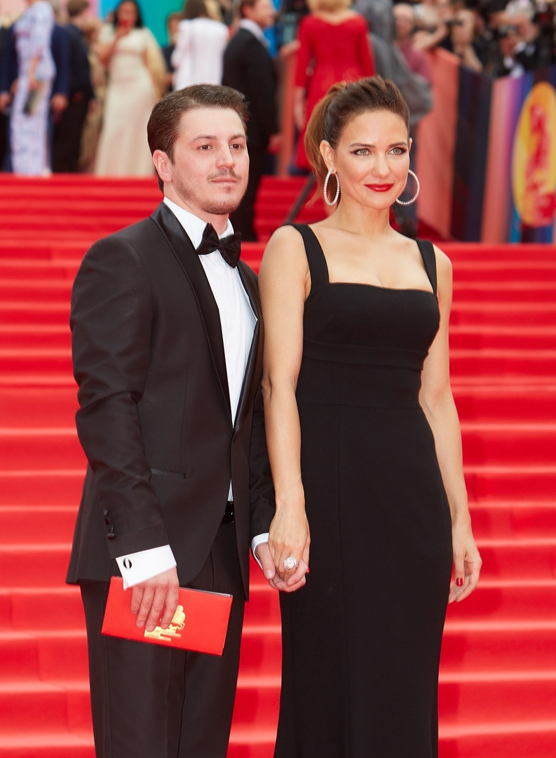 макеева и матвейчук. актерские пары российского. егор бероев и алферова. вдовиченков лядова лядова. валешная и жандаров.