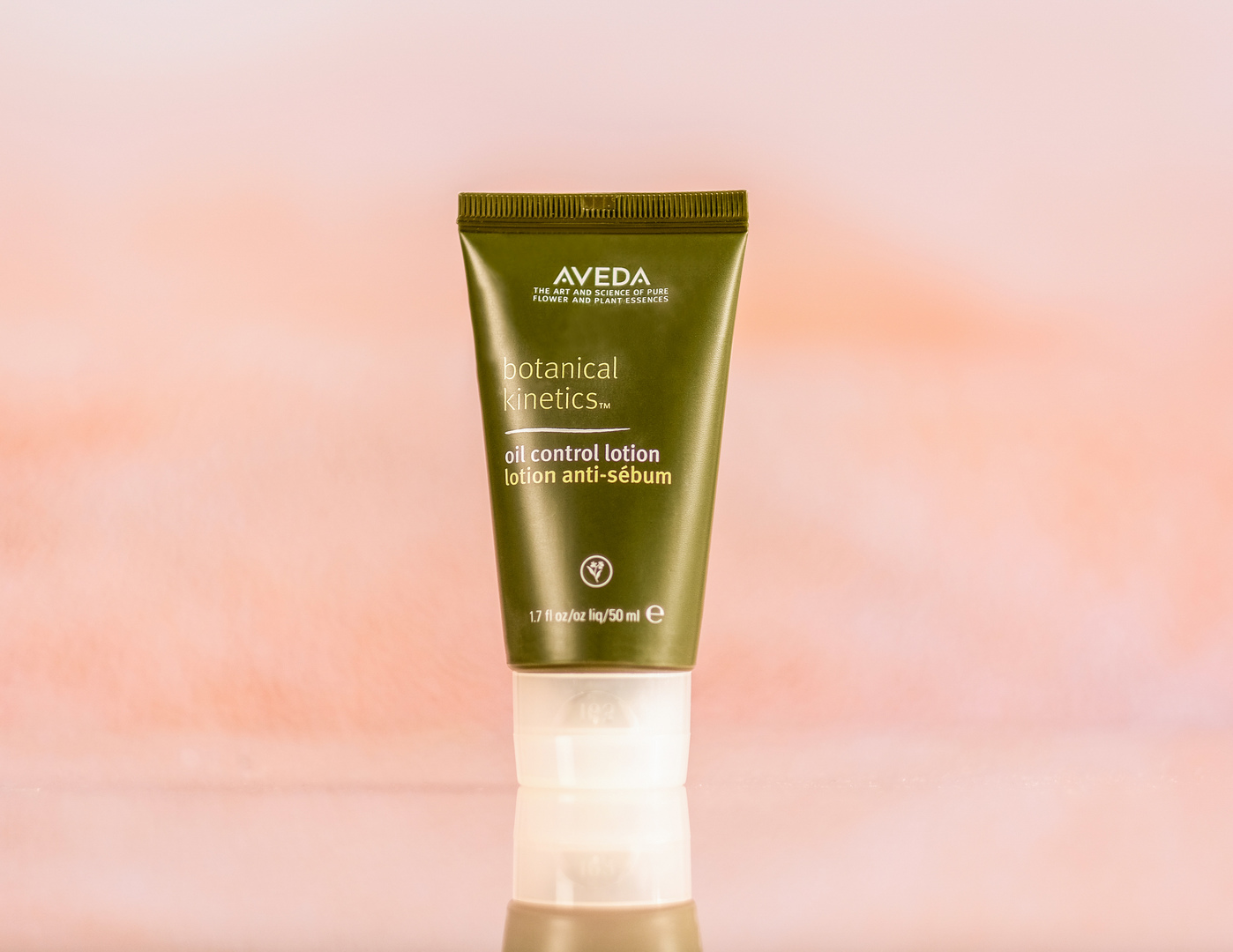 Лосьон для жирной кожи Oil Control Lotion, Aveda, 2195 руб. 