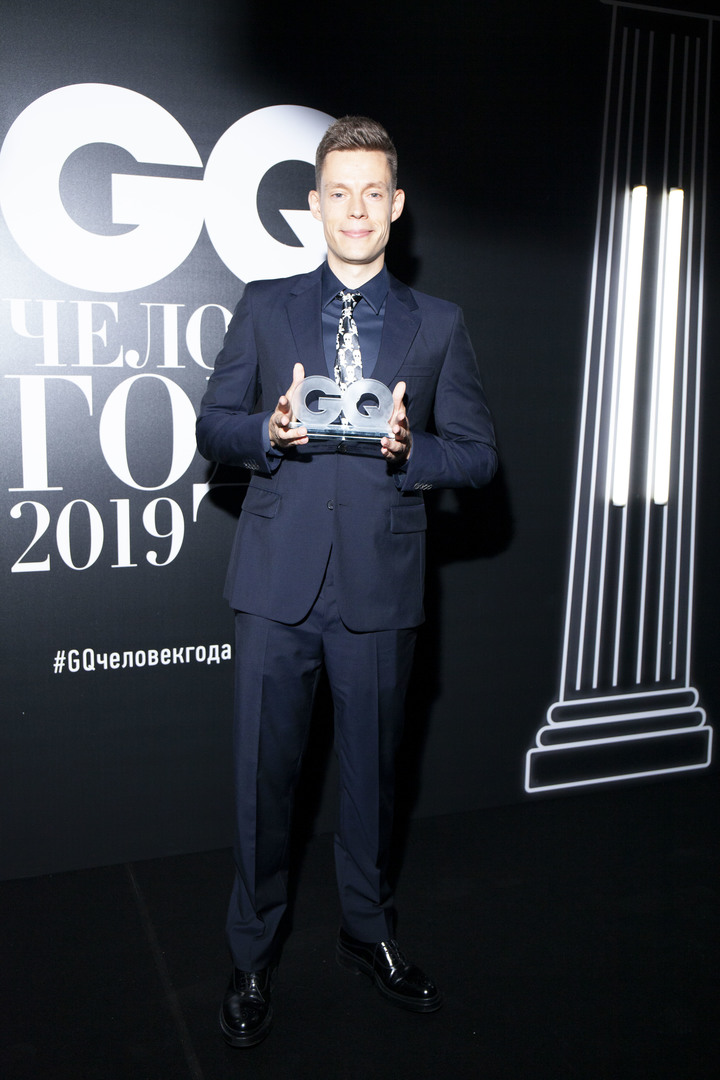 Человек года. Юрий Дудь gq 2019. Премия Джи Кью. Дудь на премии gq 2019. Премия gq человек года.