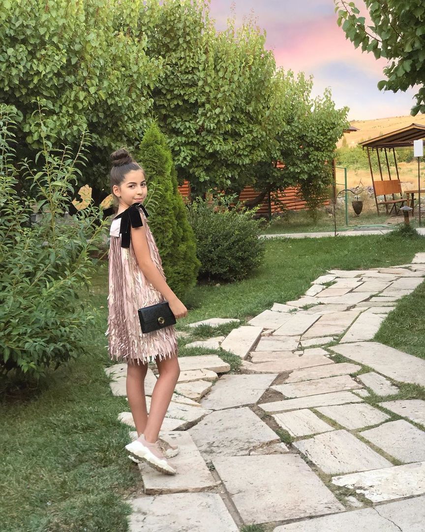 Карина малыш. Блоггер карина палецких разводится. Как зовут детей карины. Карина игнатян голос дети. Карина котова.