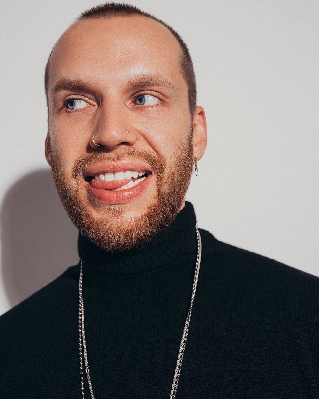 Криворотов холостяк тнт. Криворотов. Криворотов холостяк. Криворотов. Криворотов.