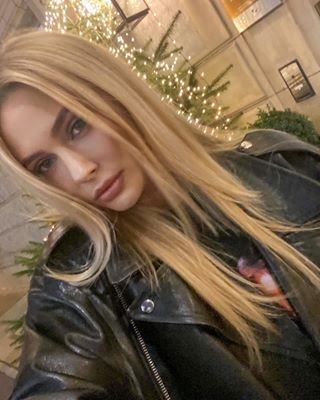 что такое секси шмекси. 3a993cbb3af42246ce2924503fd84425e589c501. что такое секси шмекси фото. что такое секси шмекси-3a993cbb3af42246ce2924503fd84425e589c501. картинка что такое секси шмекси. картинка 3a993cbb3af42246ce2924503fd84425e589c501. Кристина Полторак (Шмекси Утка) – видеоблогер, снимающая видео на тему автообзоров и тест-драйвы автомобилей. Имеет на канале более 35 тысяч подписчиков (по состоянию на июнь 2021), хотя некоторые ее ролики набирают более 100 тыс. просмотров.