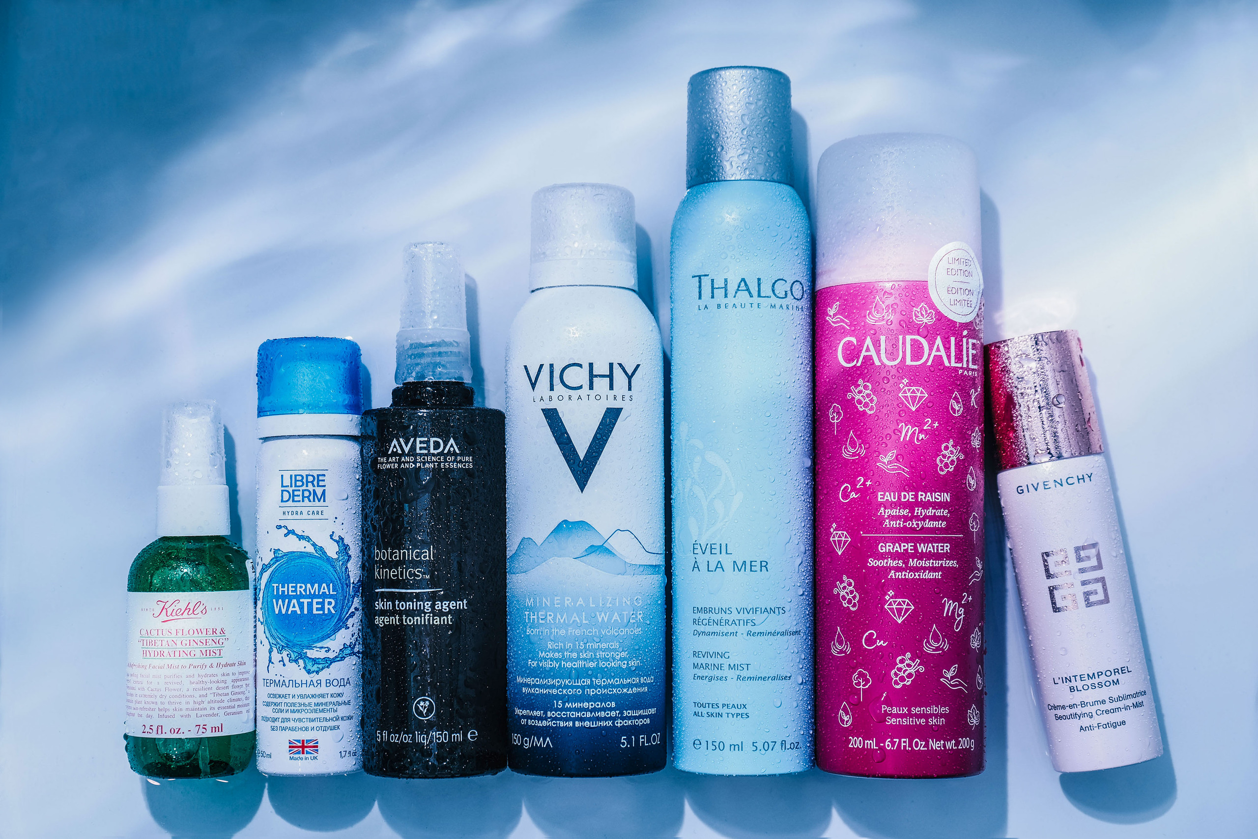 Термальная вода увлажняет кожу. Термальная вода увлажняет кожу. Термальная вода для лица. Термическая вода для лица. Спрей терменальная вода.