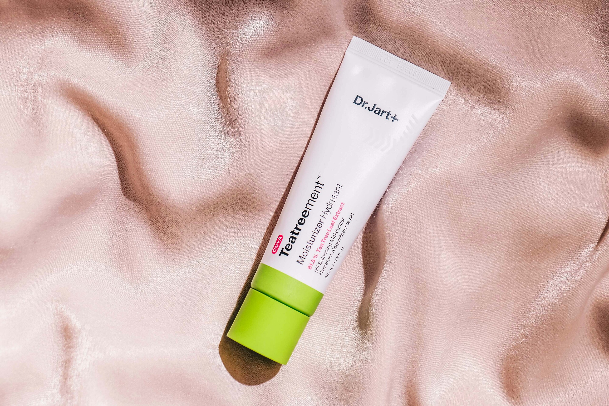 Крем для блеска кожи. Tarrago крем для коричневой обуви. Twist casual - крем для обуви туба 50 мл черный (48). Крем для обуви twist casual 75 мл для кожи черный. Twist casual крем-блеск для кожи 75 мл бесцветный.