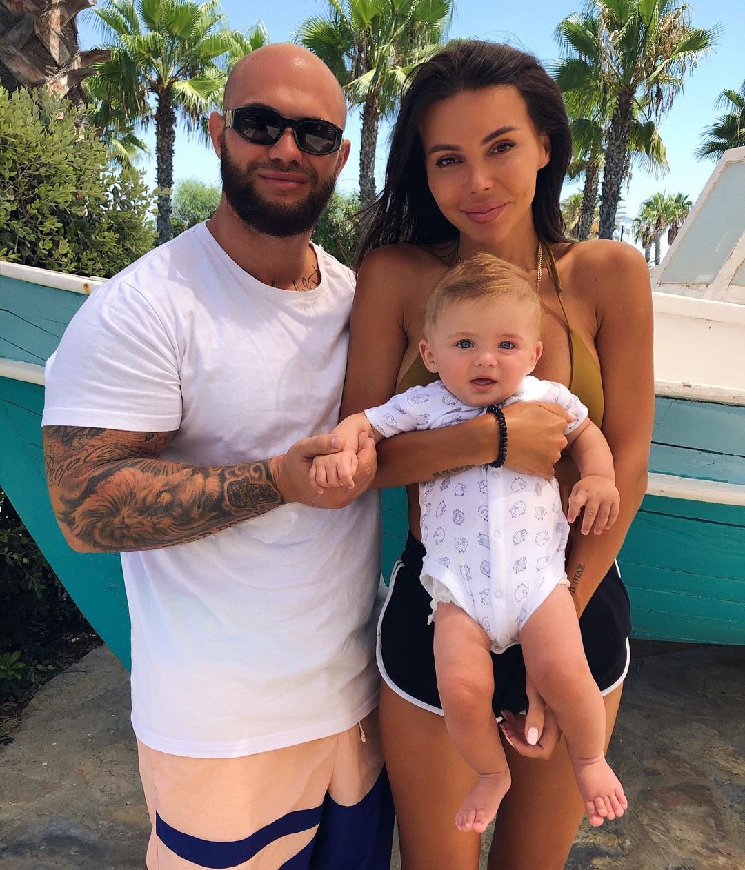 джиган и оксана самойлова с детьми. джиган с женой. майя самойлова дочь джигана. как зовут детей оксаны самойловой. джиган и оксана самойлова.