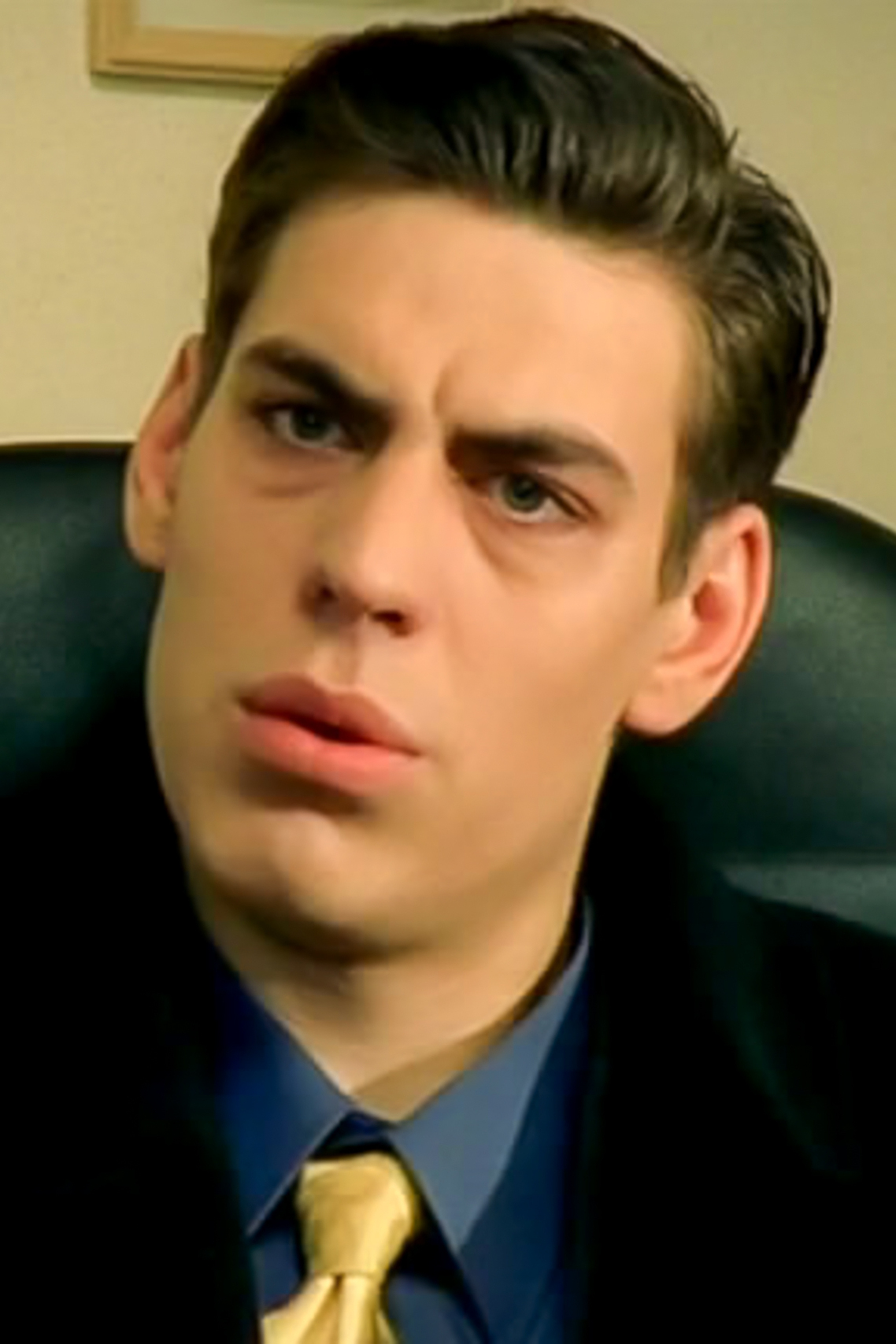 Фильм бригада актеры. Космос фамилия актера. Дмитрий дюжев космос бригада. Дмитрий дюжев бригада. Космос фамилия актера.