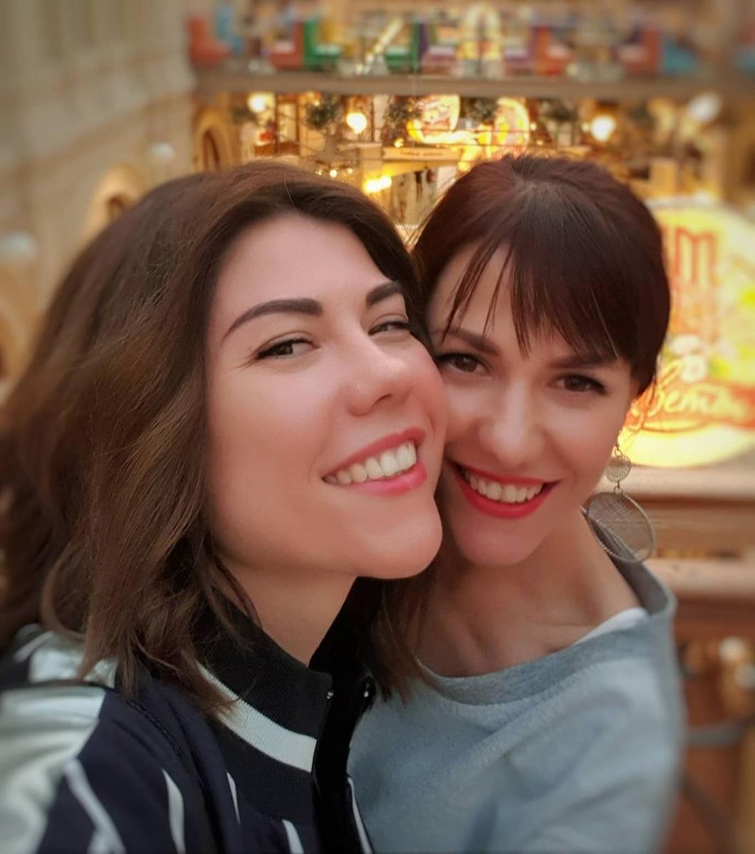Сестры Хохловы