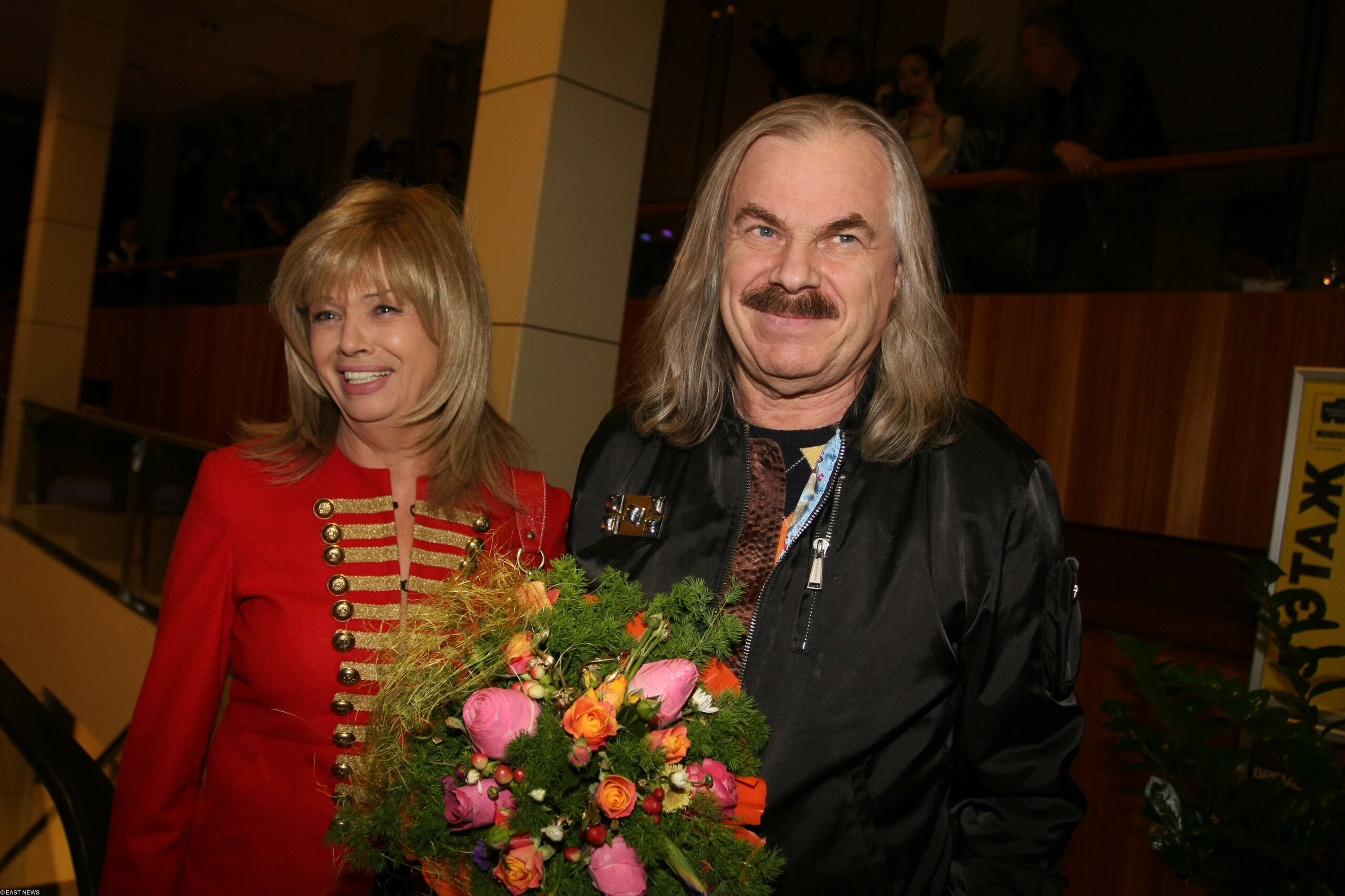 владимир пресняков старший и младший. владимир петрович пресняков с женой. владимир пресняков-cтарший. родители преснякова владимира в каком ансамбле. пресняков самоцветы старший.