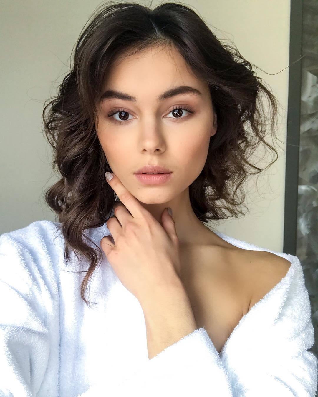 холостяк 2021 алиса грабовая. алиса холостяк. алиса холостяк тимати. алиса шоу холостяк с тимати. алиса грабовая 2022.