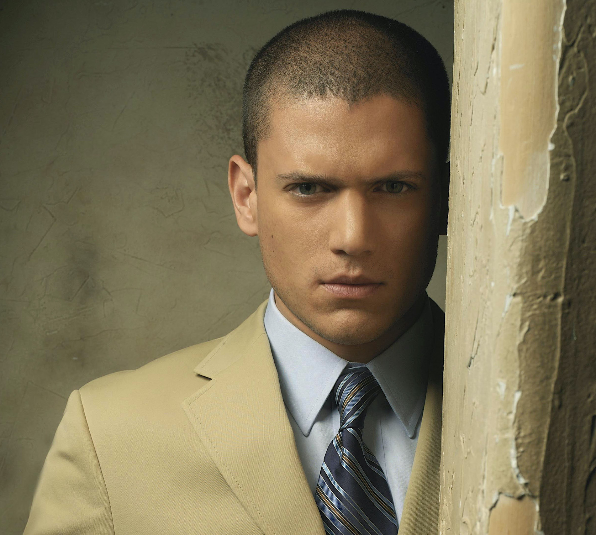 присон брик сериал. роберт неппер побег. уэнтуорт миллер побег. майкл скофилд побег. сериал побег из тюрьмы бесплатно в хорошем качестве.