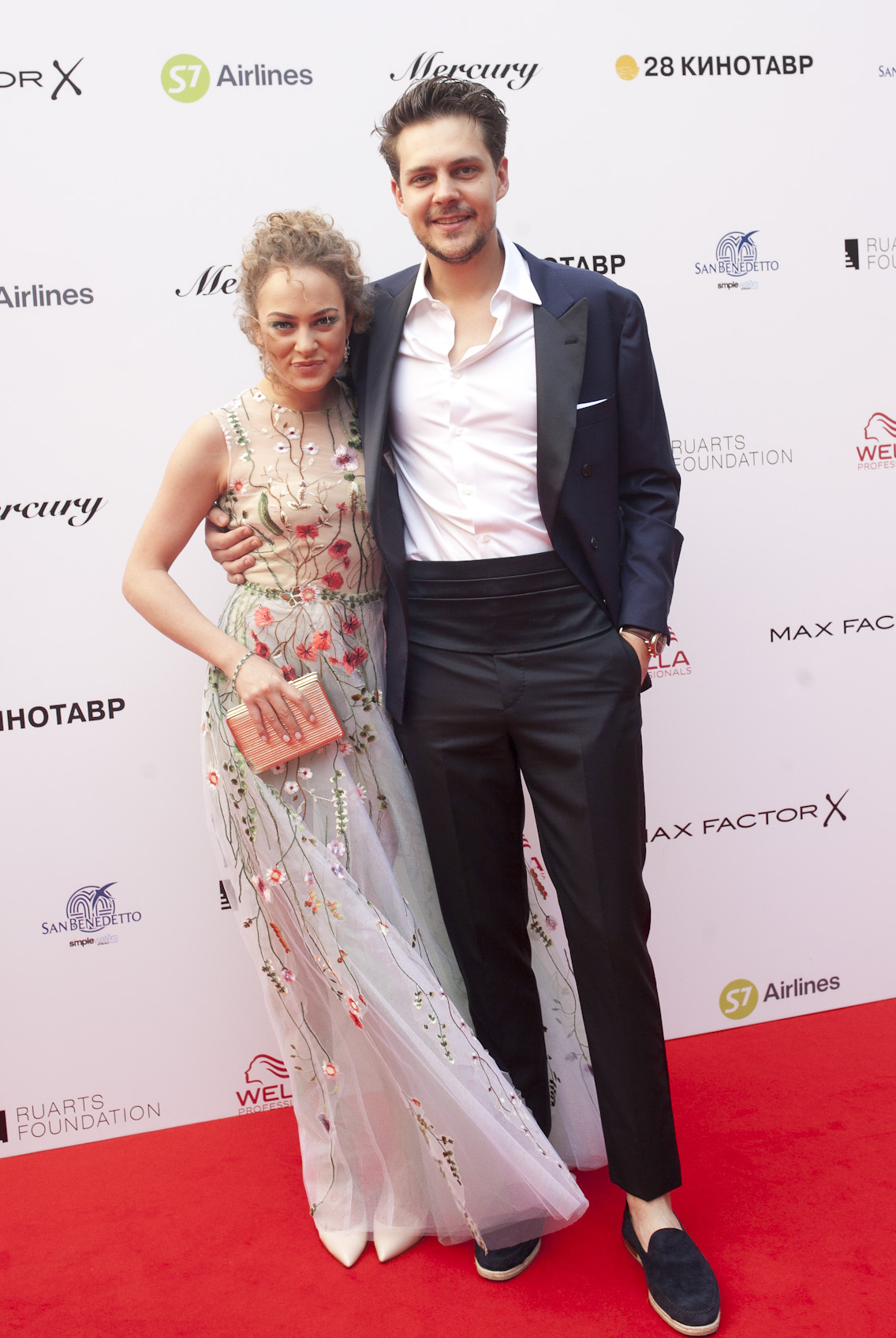 Аглая Тарасова и Милош Бикович