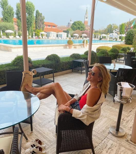 Юлия Высоцкая