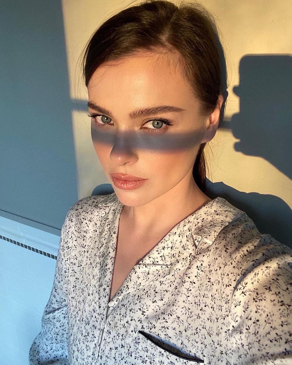 Лена Темникова