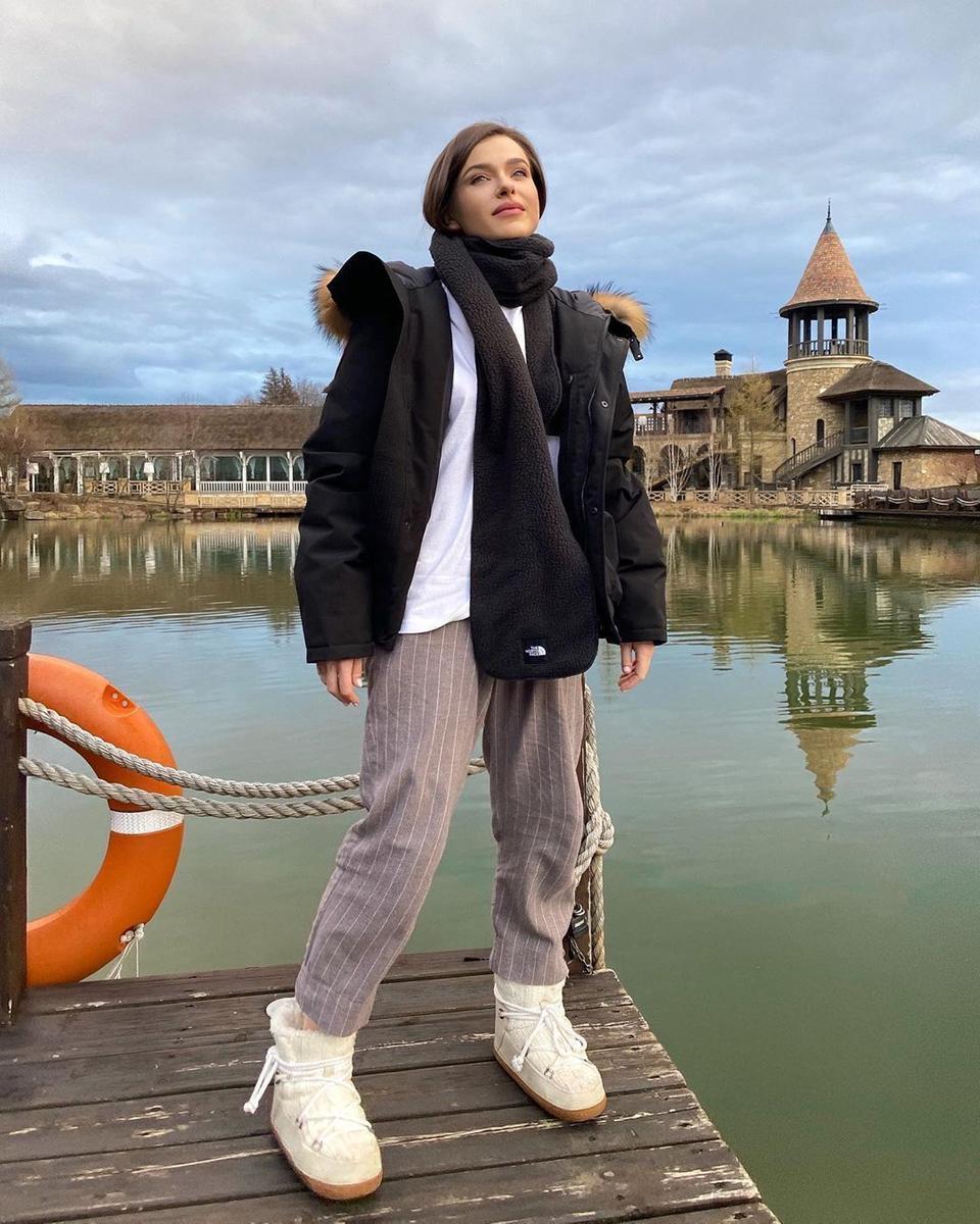 Лена Темникова