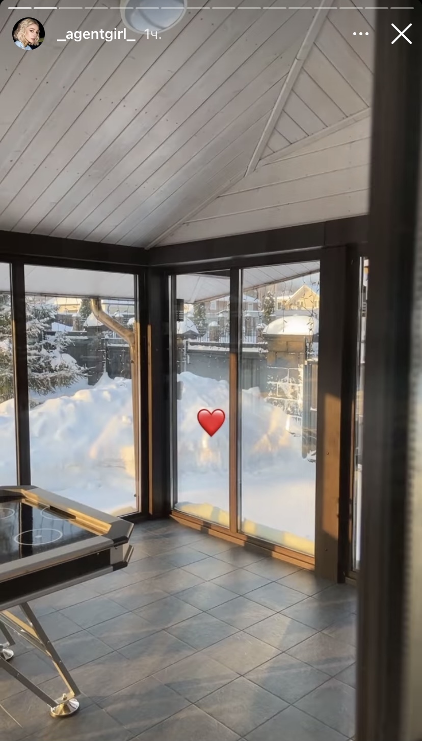 Интерьер загородного дома Насти Ивлеевой