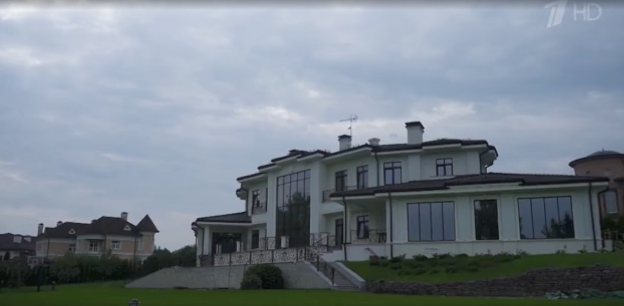 Интерьер загородного дома Полины Гагариной