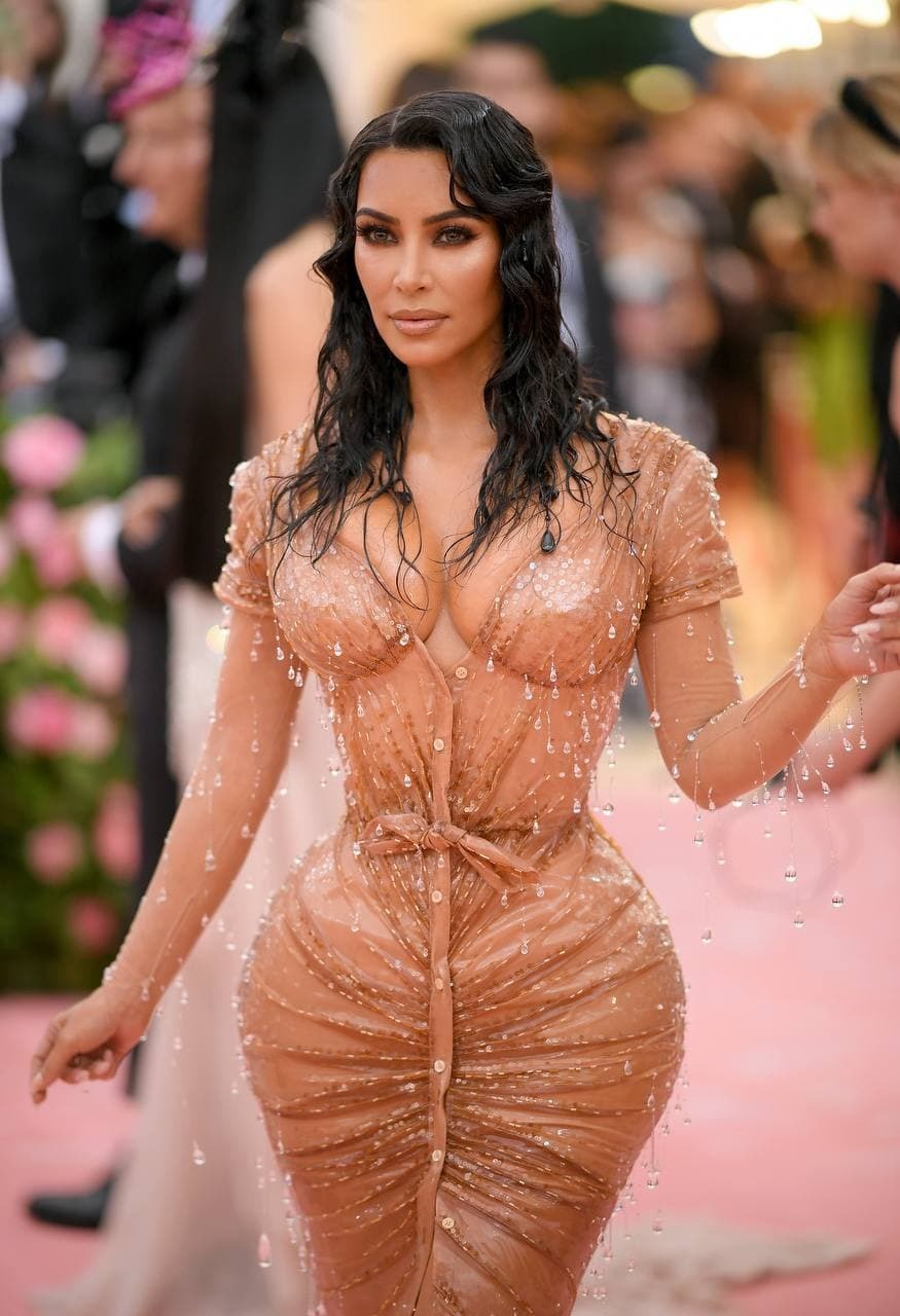 Кардашьян на Met Gala 2019