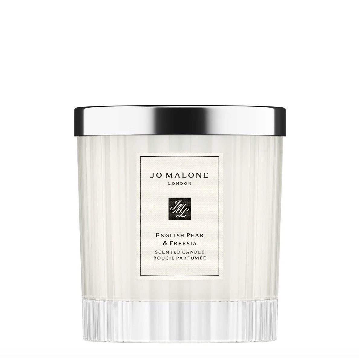 Свеча, London English Pear & Freesia, Jo Malone, 4 820 руб.