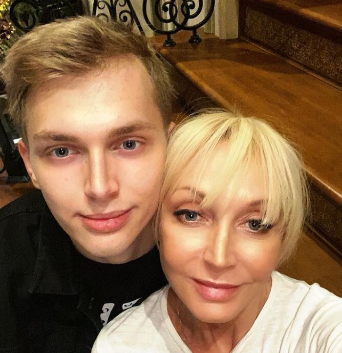 Кристина Орбакайте с сыном Дени Байсаровым