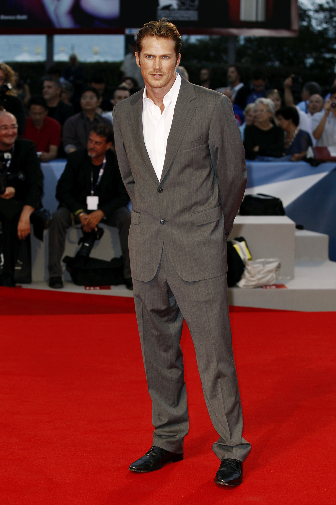 Джейсон Льюис на Венецианском кинофестивале, 2012 г.