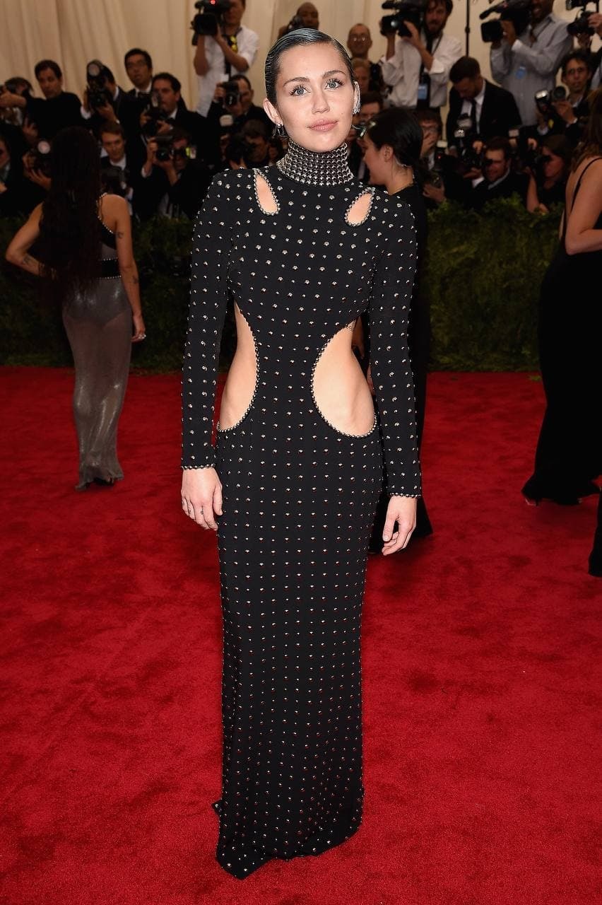 Майли Сайрус на Met Gala 2015