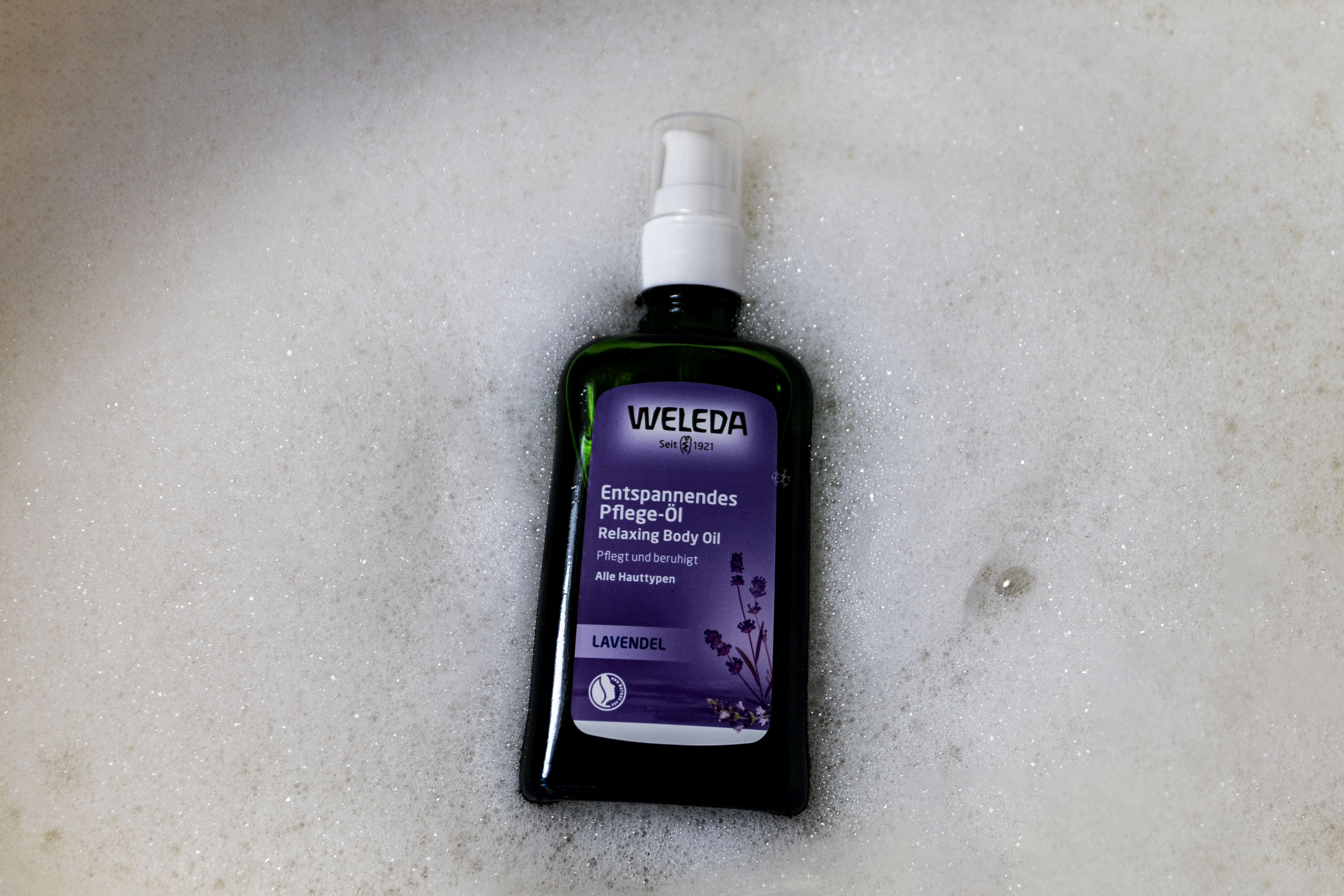 Лавандовое расслабляющее масло для тела Lavendel, Weleda, 1 027 руб.