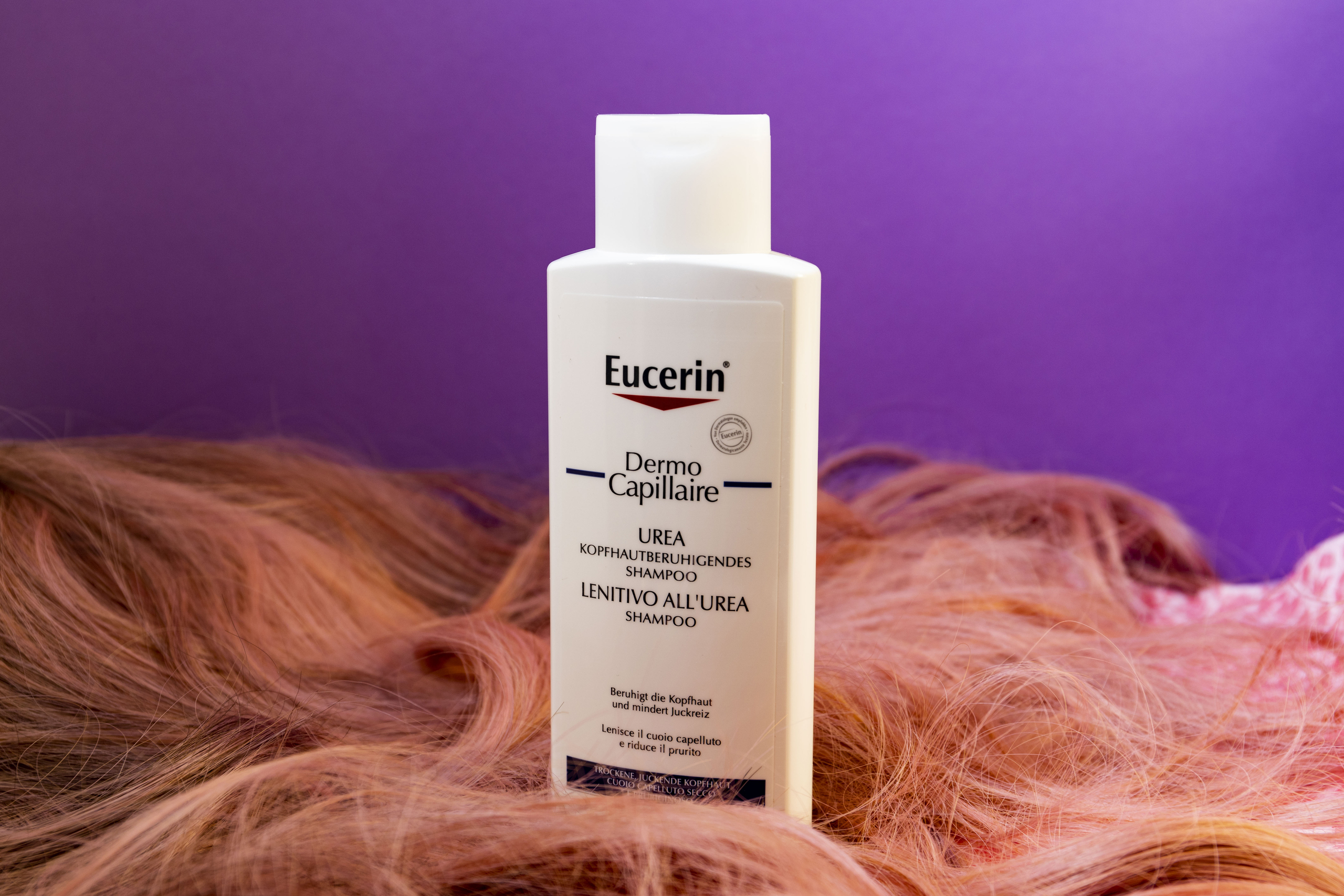 Успокаивающий шампунь для взрослых и детей Dermo Capillaire, Eucerin, 812 руб.