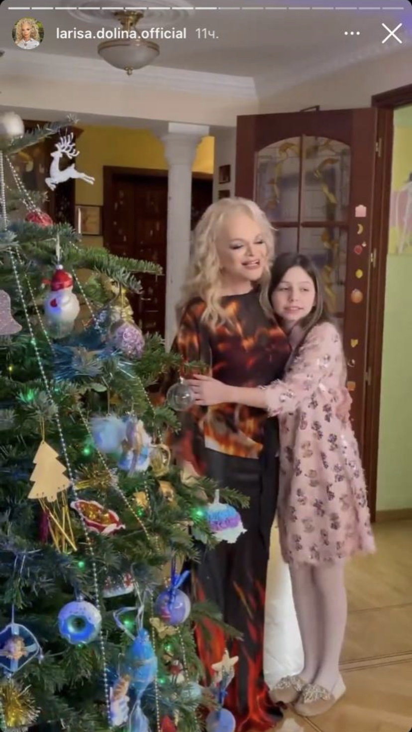 Новогодний декор квартиры Ларисы Долиной