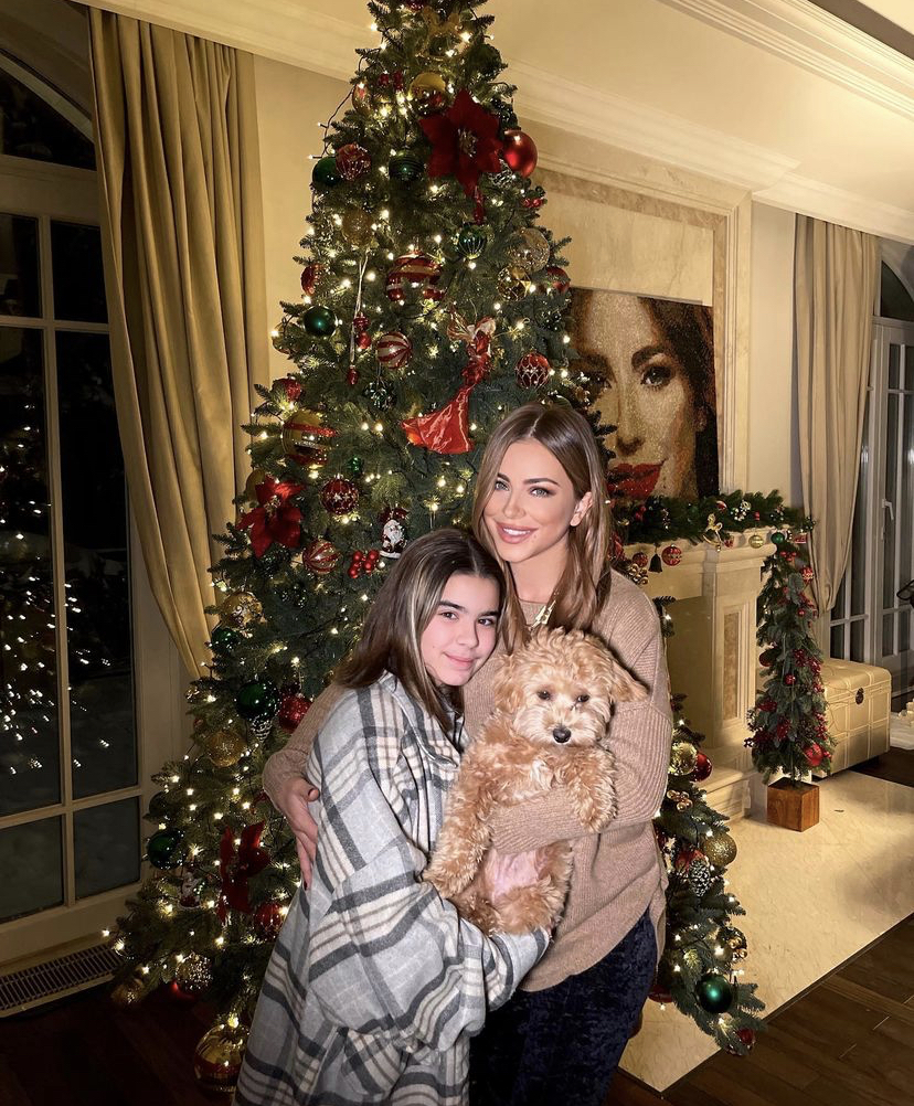 Новогодний декор загородного дома Ани Лорак