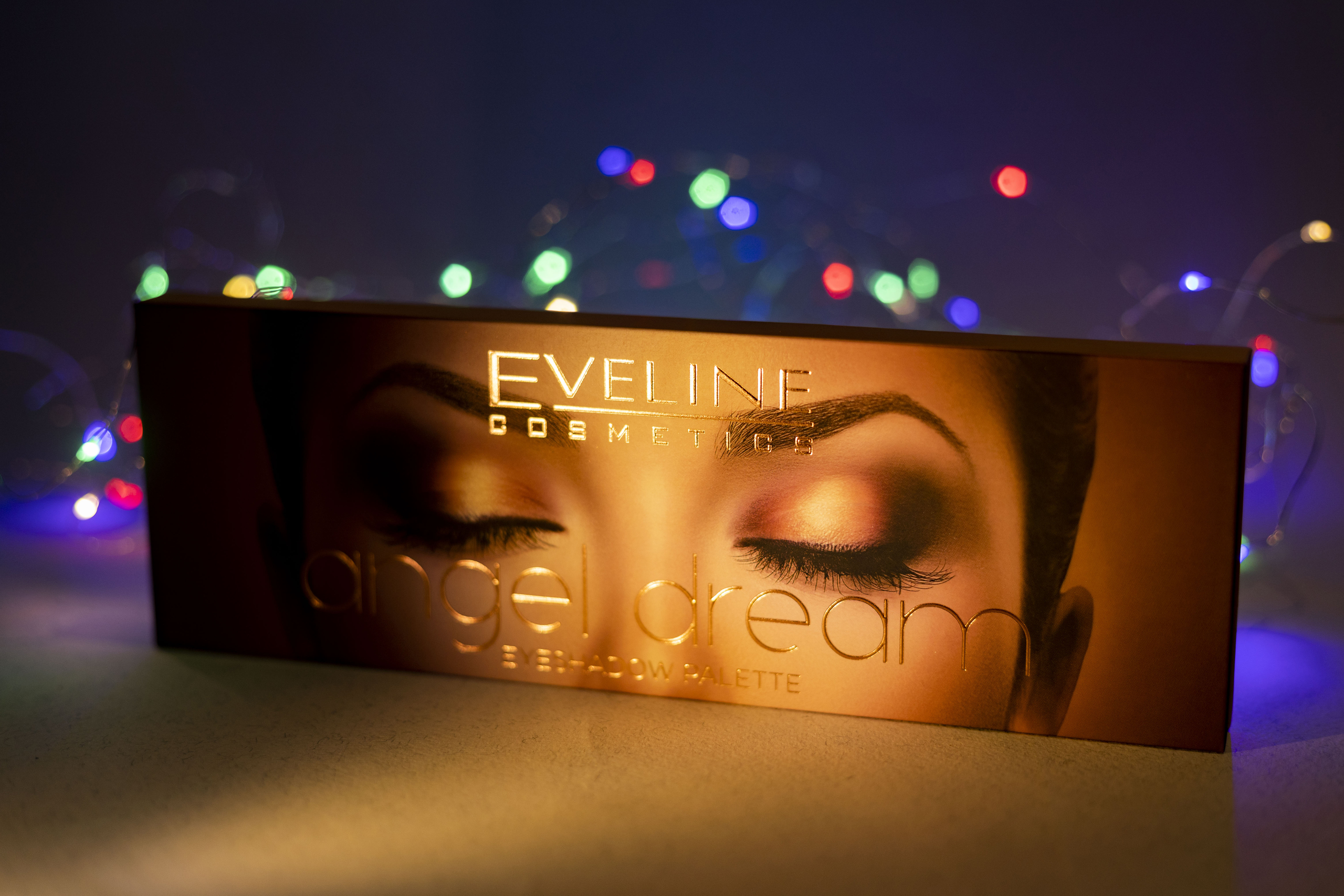 Палетка теней Angel Dream, Eveline Cosmetics, 619 руб.