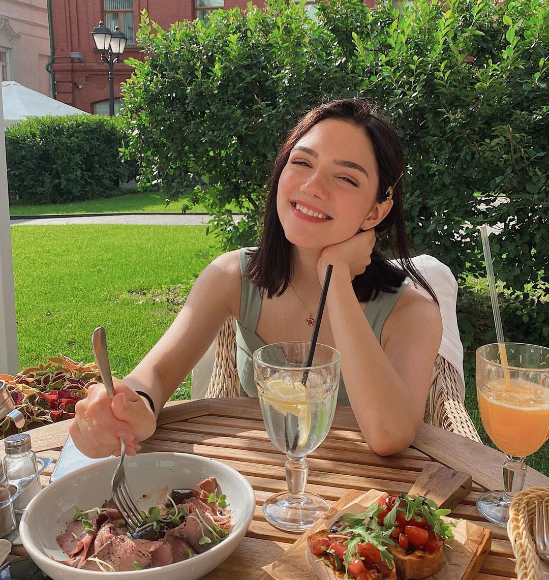 Женя Медведева