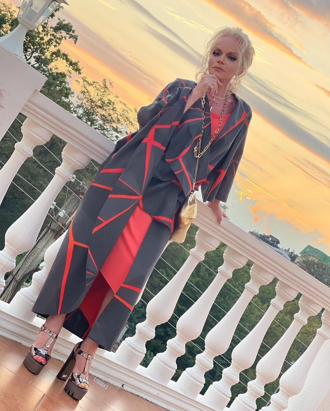 Лариса Долина