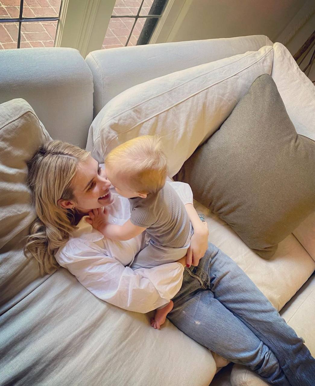 Эмма Робертс