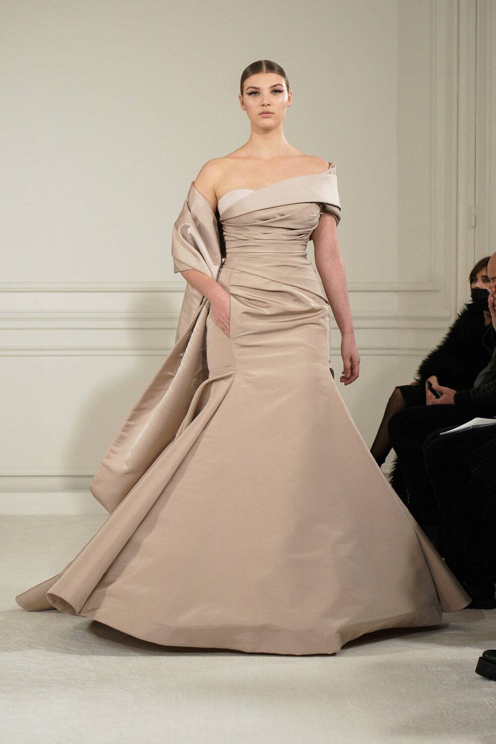 Valentino Spring 2022 Couture