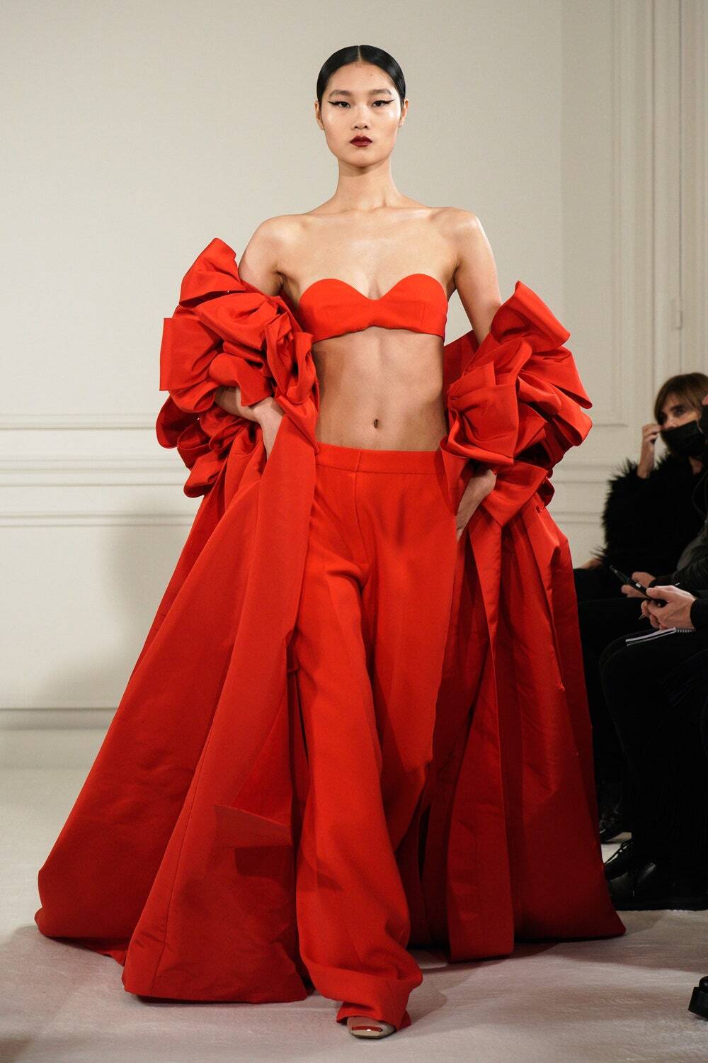 Valentino Spring 2022 Couture