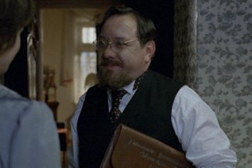 Сериал «Багровый цвет снегопада»