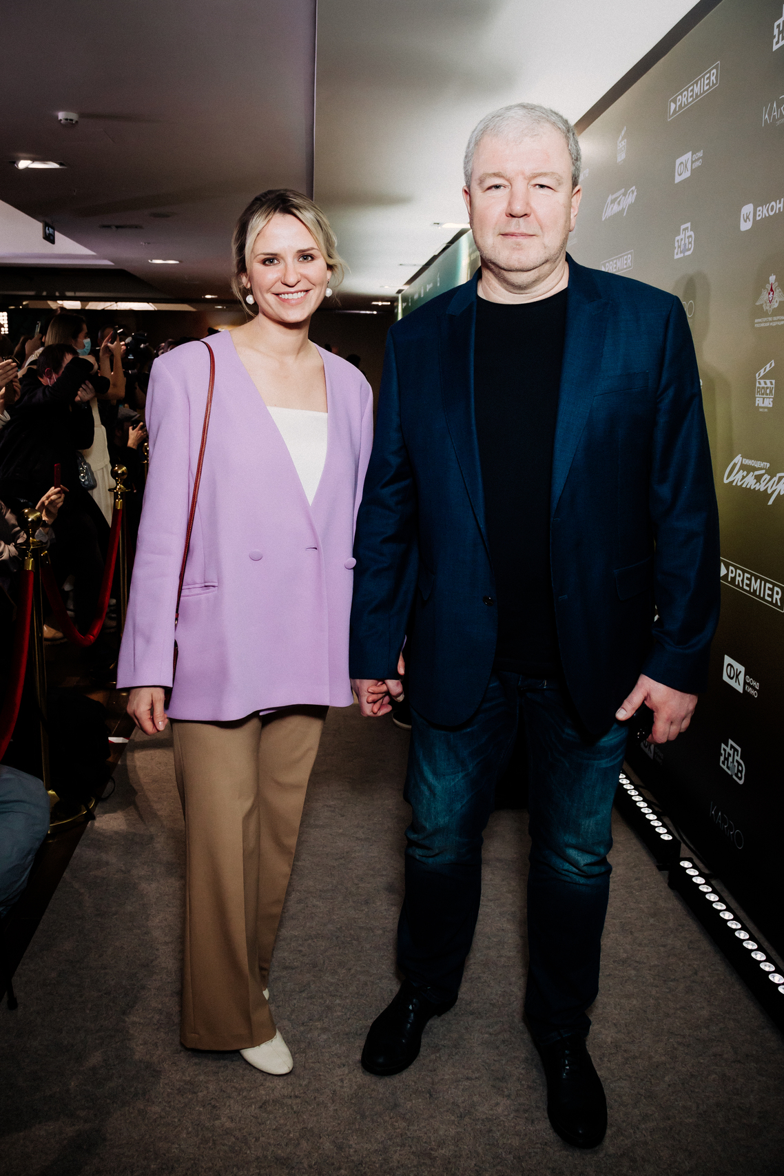 Александр Робак с женой