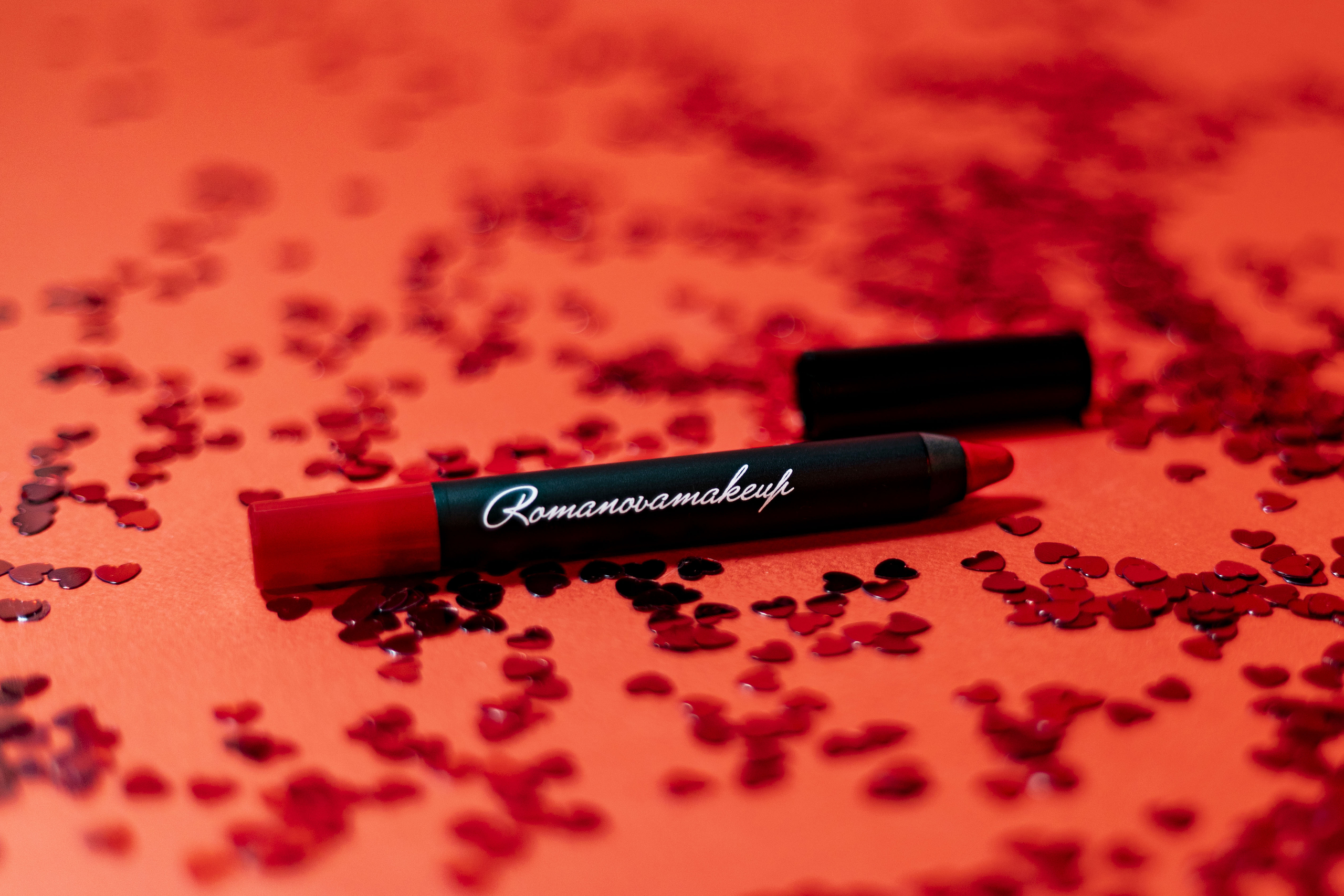 Помада-карандаш для губ Sexy Lipstick Pen оттенок My Perfect Red, Romanovamakeup, 1 470 руб. 