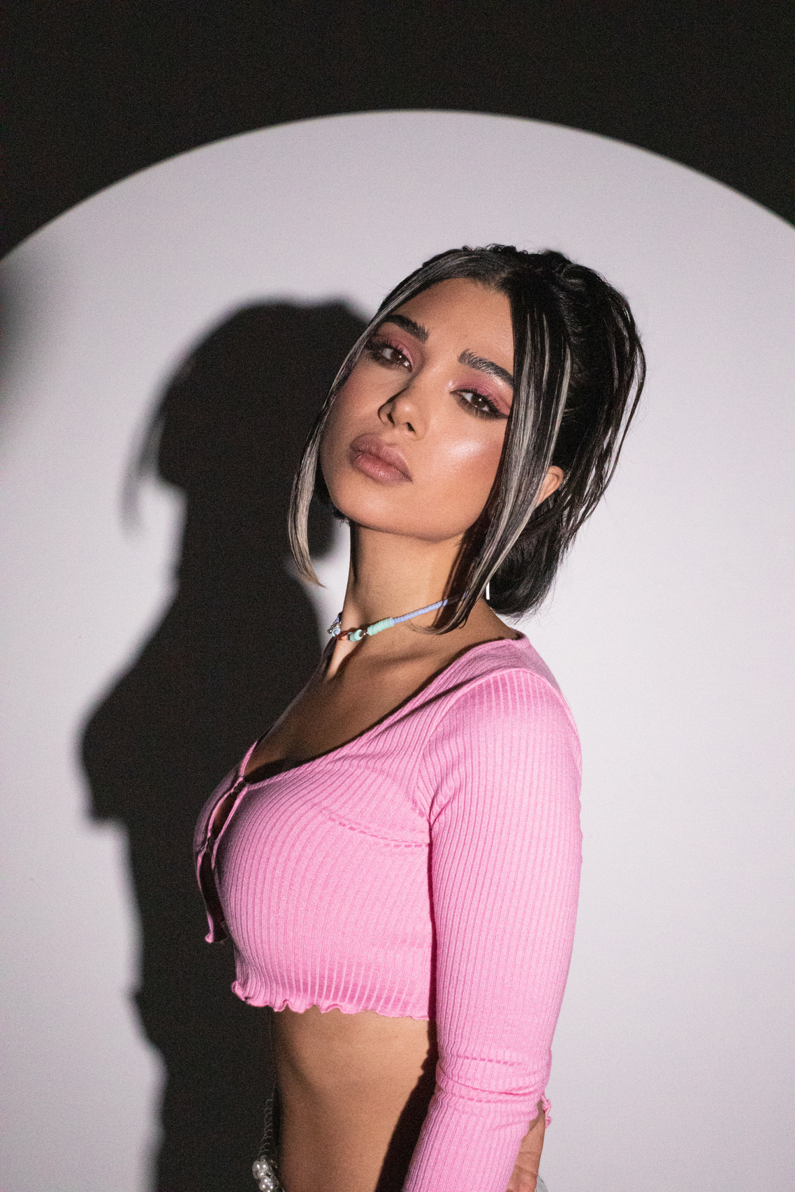 Порно онлайн-видео күйеуі жыныс мүшесін және әйелін жасайды