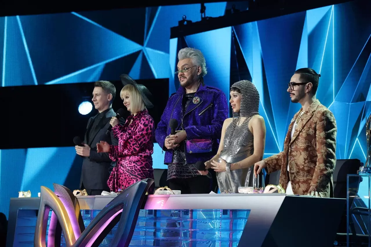 кто в жюри новой маски 11 февраля