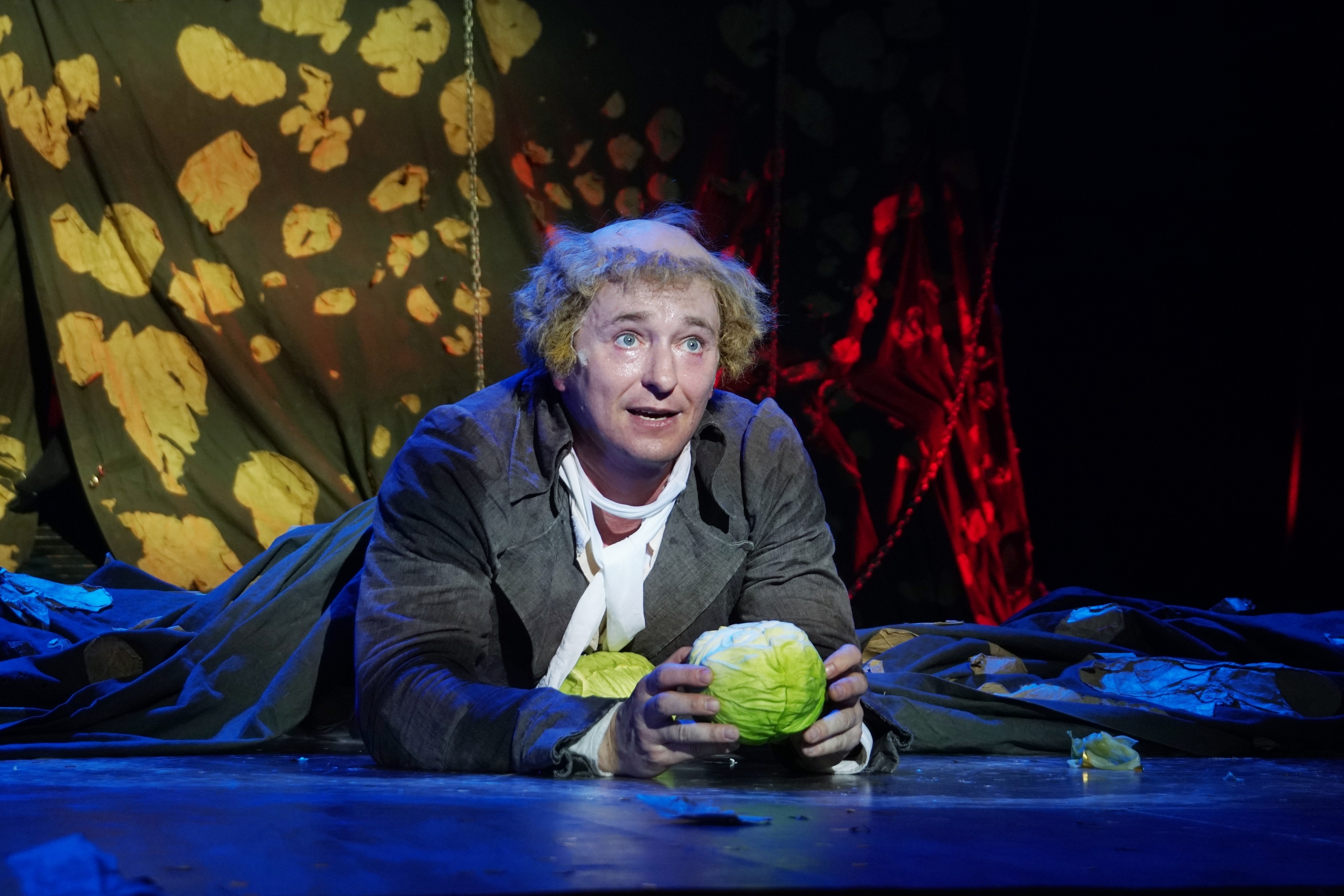 предметный театр. спектакль бывшие актеры. спектакль успех. спектакль лес театр сатиры. фильм 16-й актеры.