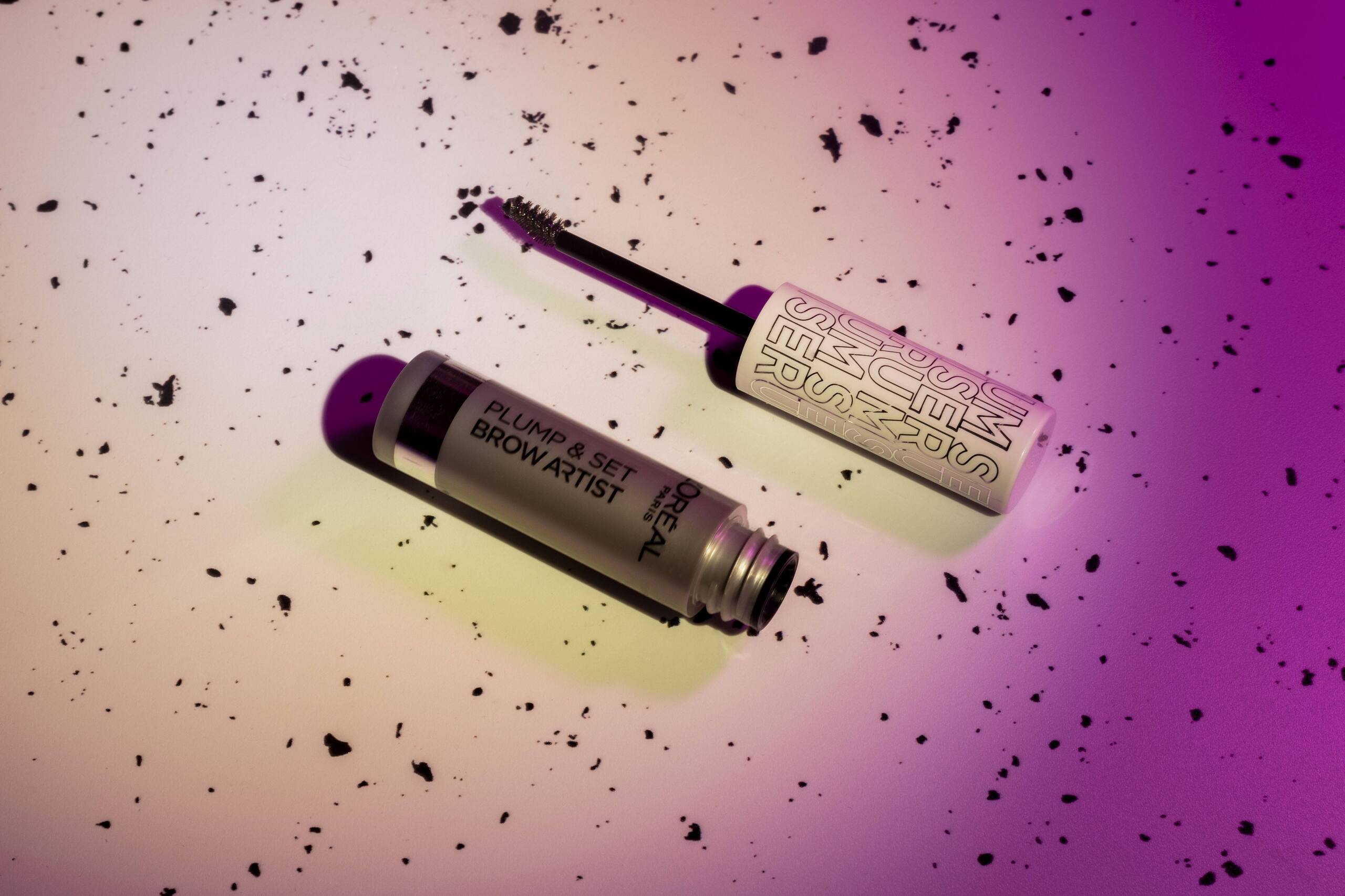Тушь для бровей Plump & Set Brow Artist, L'Oreal Paris, 738 руб. 