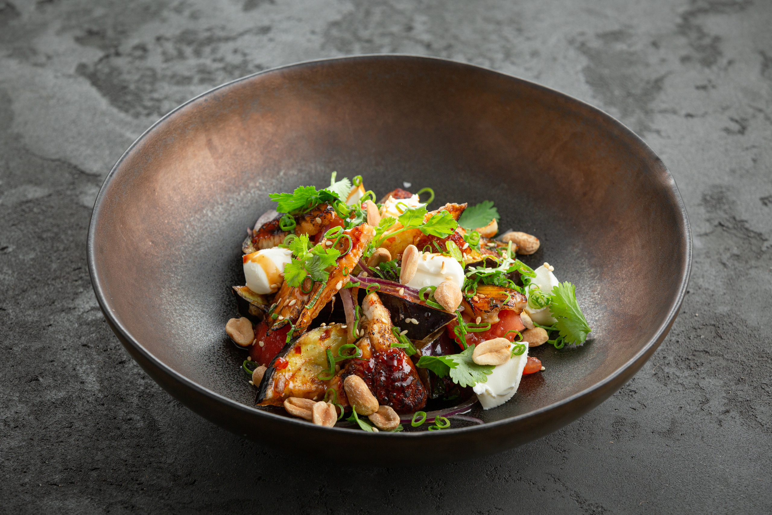 Азиатская классика как гастрономия от кутюр в ресторанах Chang