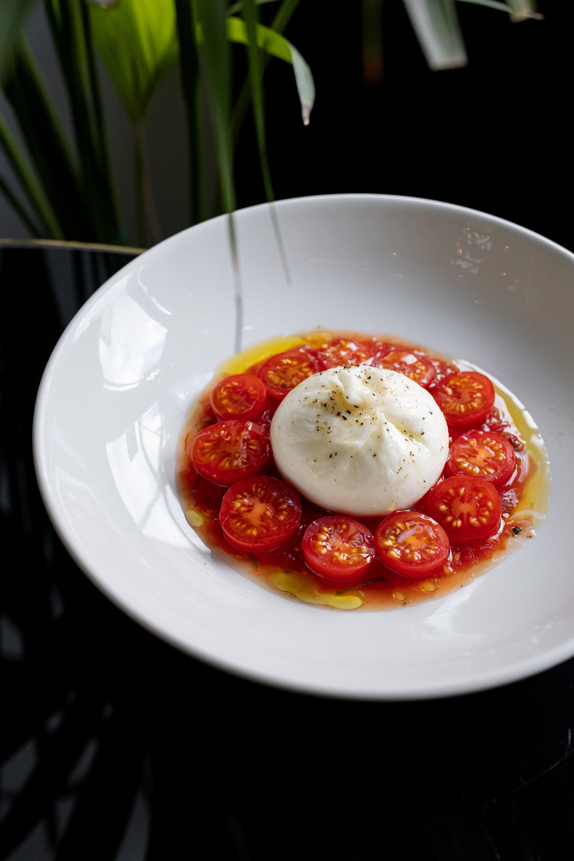 Открытие веранд и обновленное меню в KUZNYAHOUSE