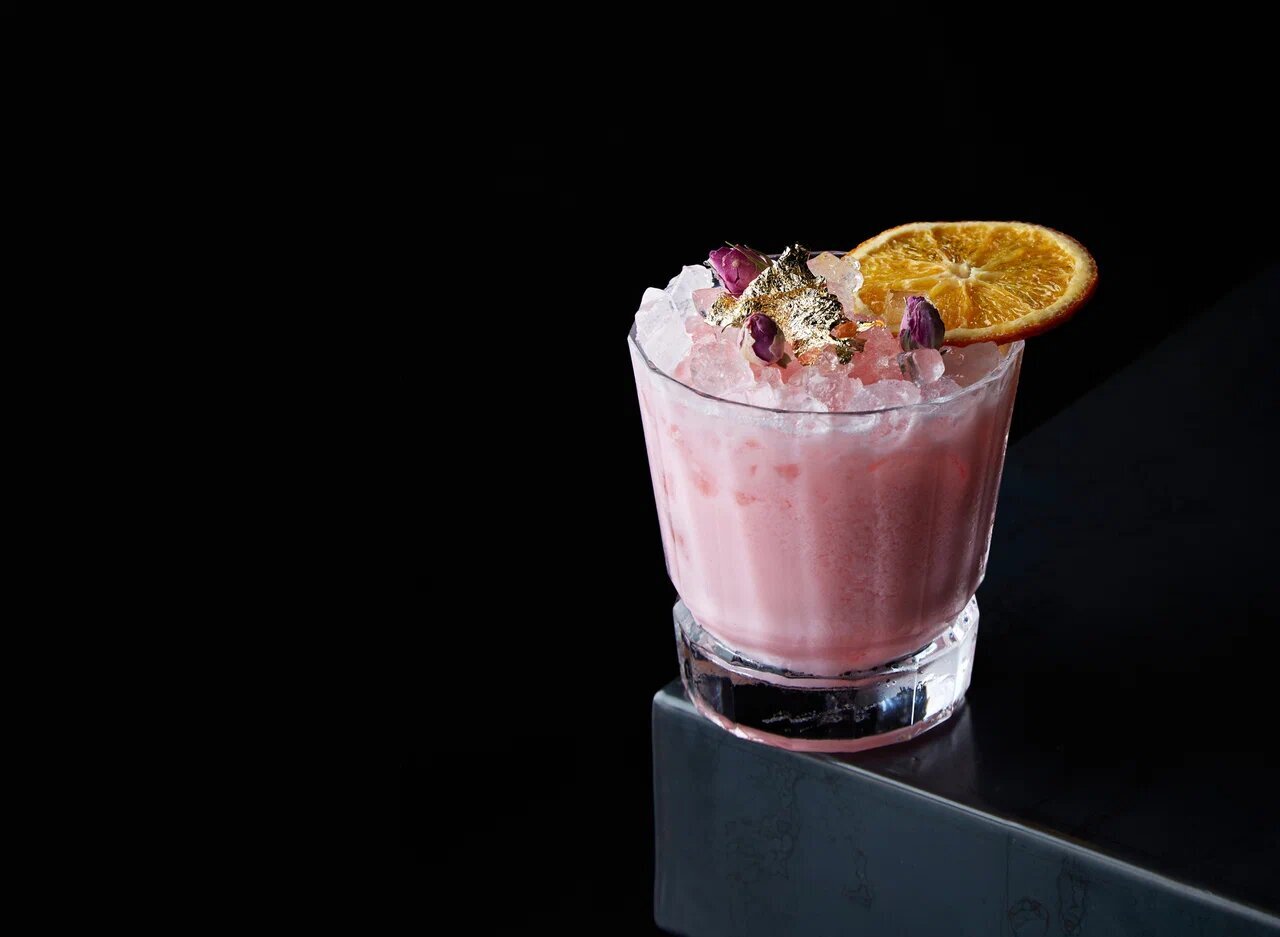 Нетайный бар на «Земле»: Water Bar