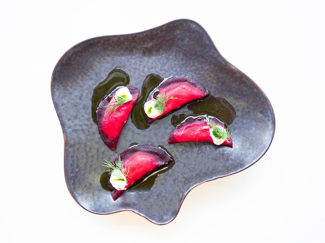 Необычный гастрономический сет в гастробаре CHROME