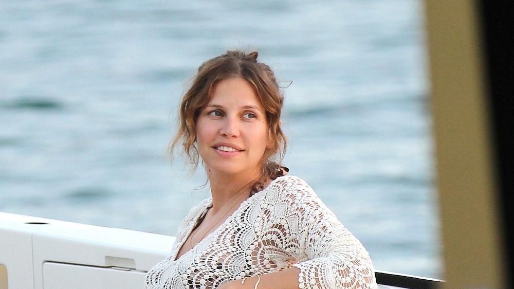 Даша жукова фото 2025 Дарья Жукова Фото - Mixyfotos.ru